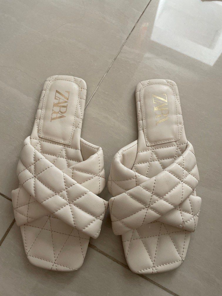 Quilted sandals online