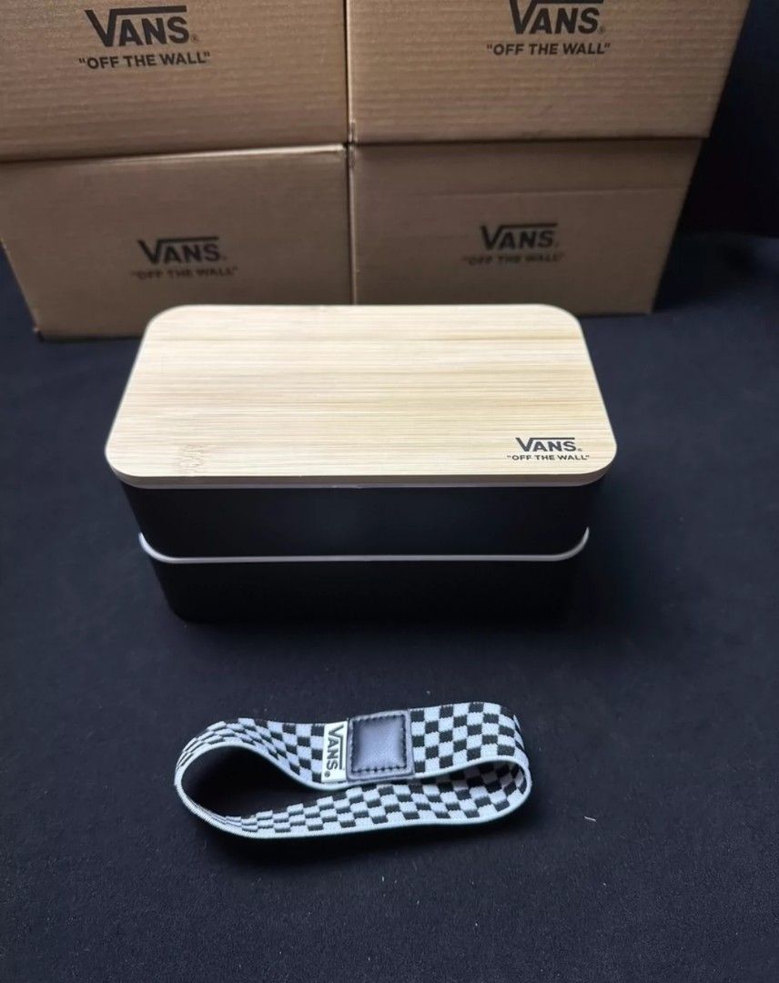 Vans shop lunch box