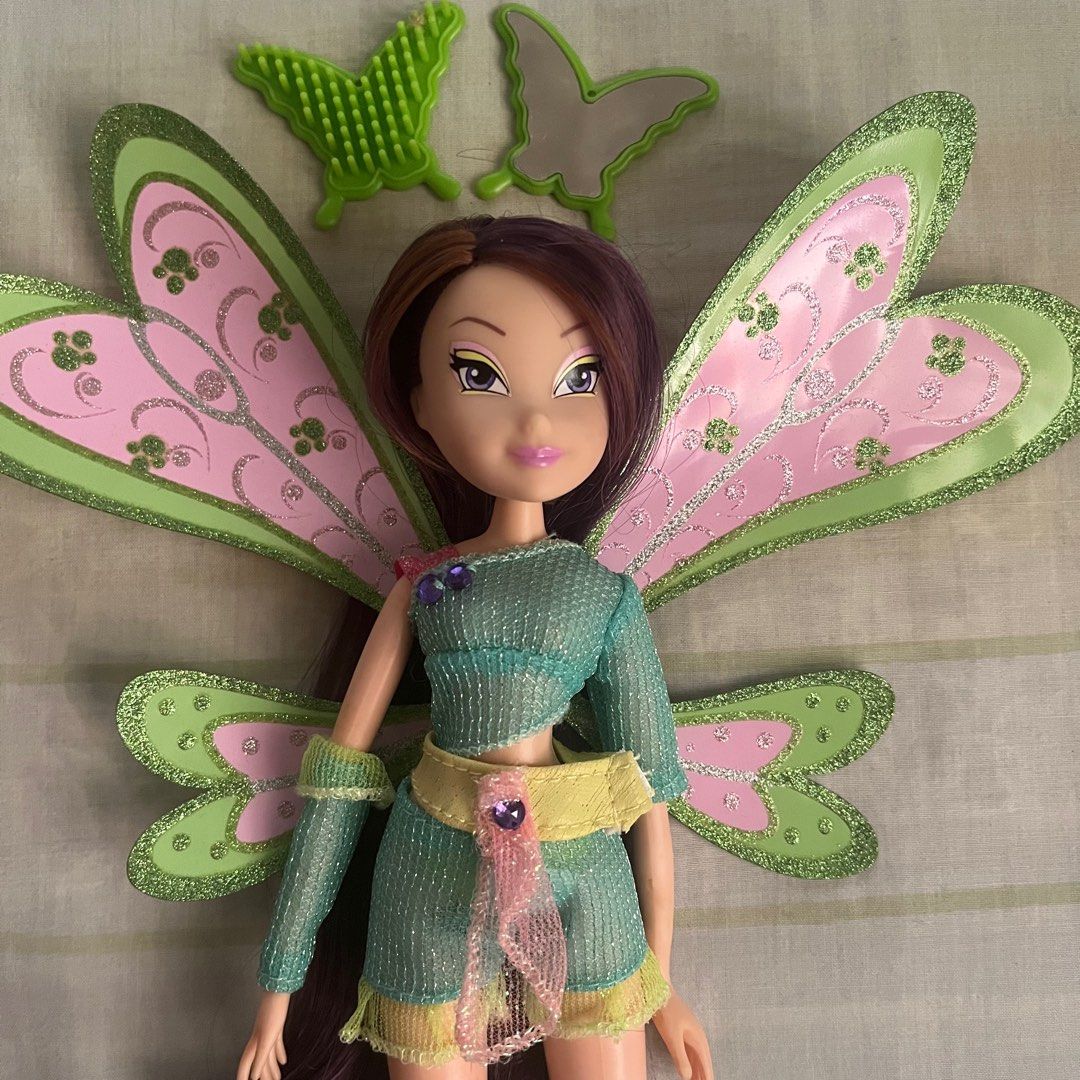 Rare Winx Club Believix Dolls Bundle Bloom and Roxy With Box