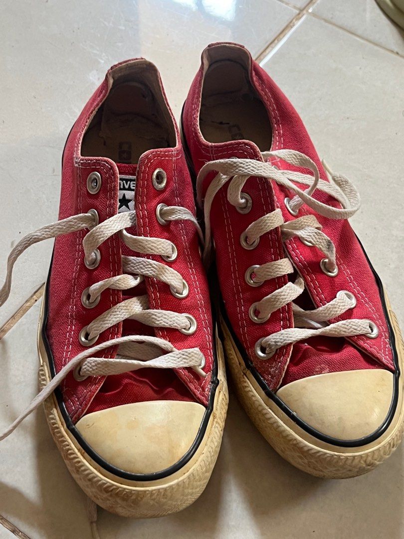 Sepatu converse original warna merah outlet
