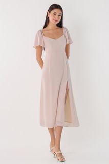 (Category: ) located in . Submitted by retailtherapyyy (Listing ID 1239207593, Image 1). Description: .