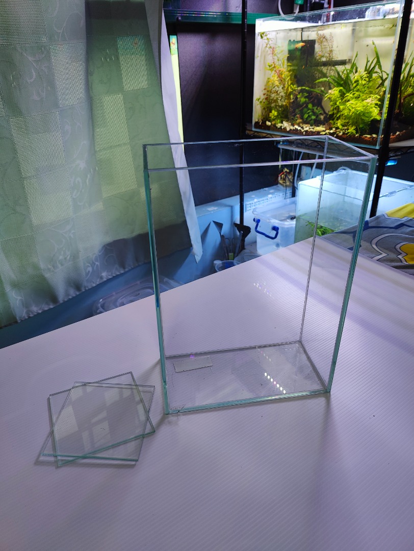Slim fish tank (LxWxH: 20 x 10 x 28cm), Pet Supplies, Homes