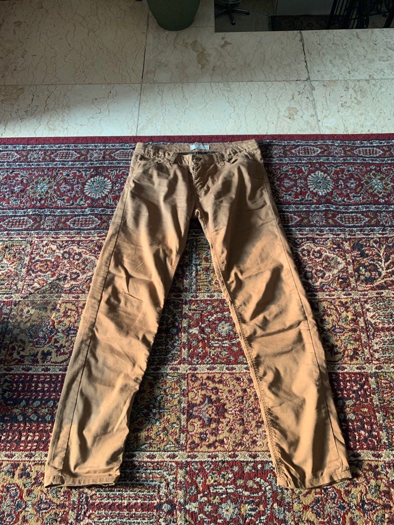 STRADIVARIUS CARGO PANTS on Carousell