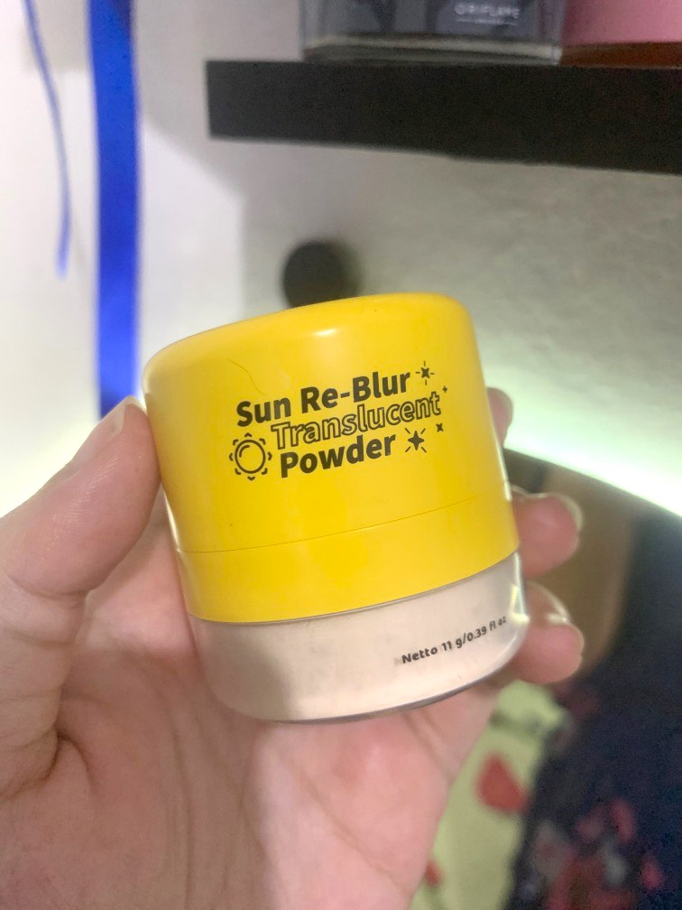 Sunscreen Powder Sun Hero, Kesehatan & Kecantikan, Rias Wajah di Carousell