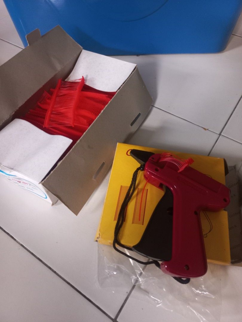 Tagging Gun Price tag Labeling, Women's Fashion, Muslimah Fashion