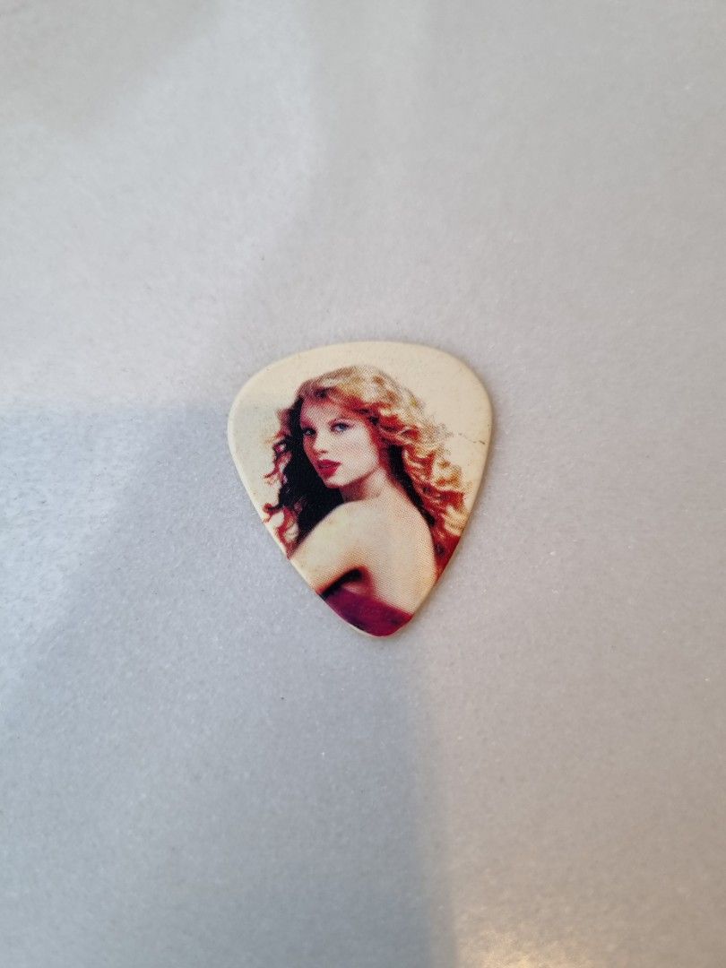 Before Pittsburgh Concerts, Taylor Swift Fans Await Merchandise In - Foto 5