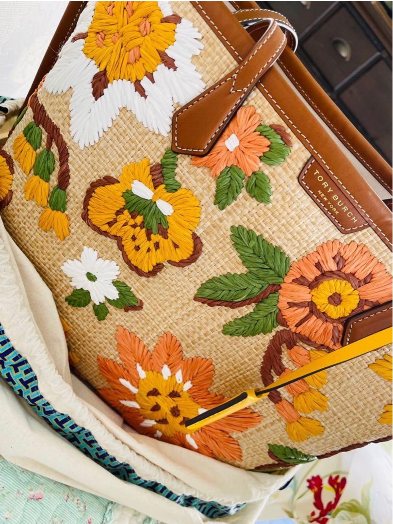Tory burch daisy sale purse