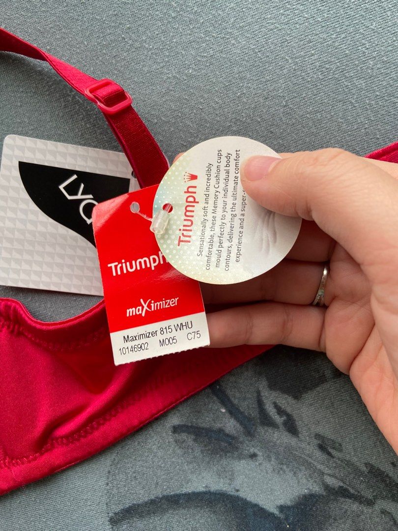 Triumph Maximizer soft cushion bra and Triumph Fashion Gst…