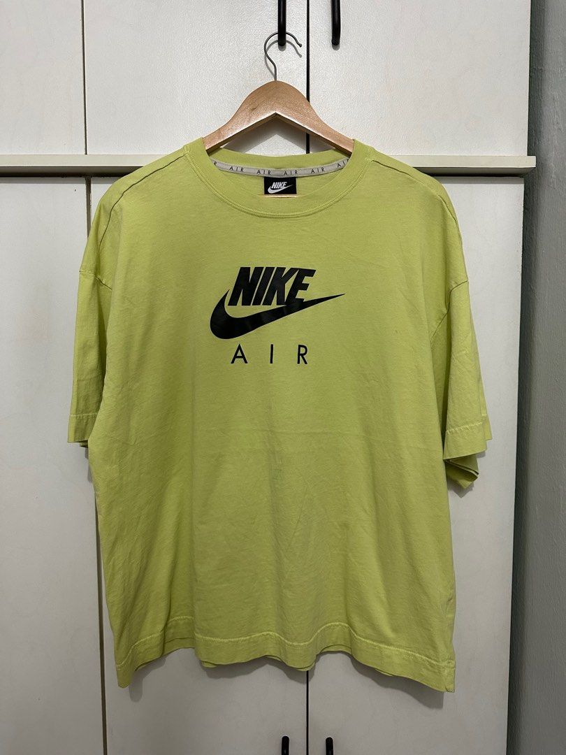 Neon yellow online shirt nike