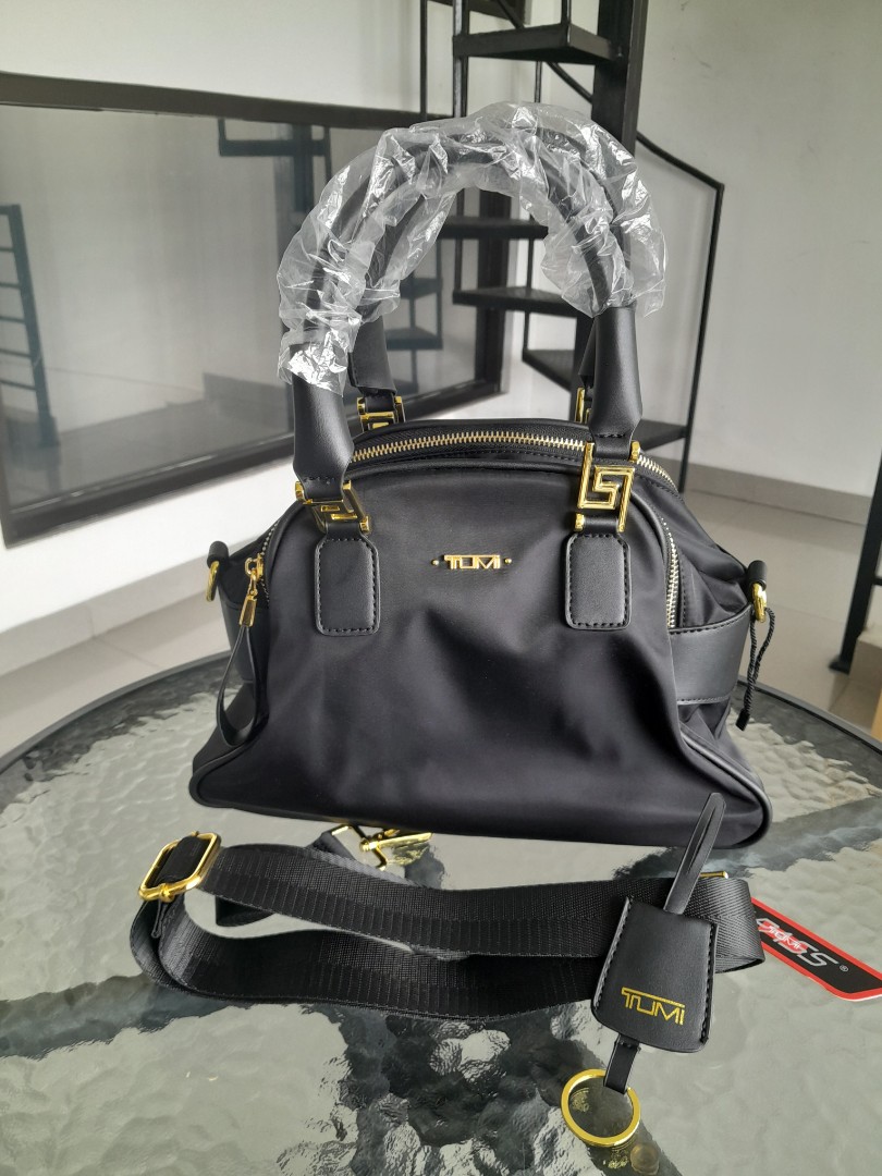 TUMI sling bag black on Carousell