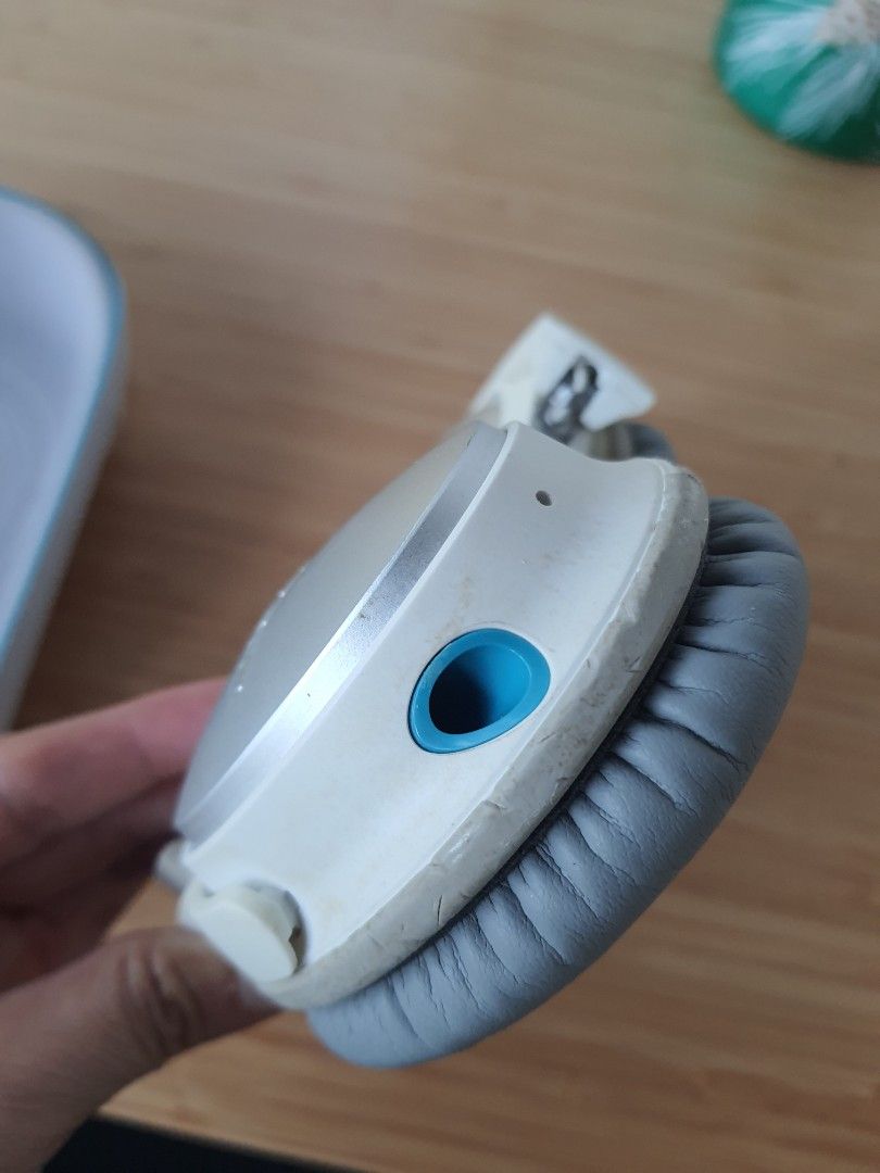 Used BOSE headset, Audio, Headphones & Headsets on Carousell