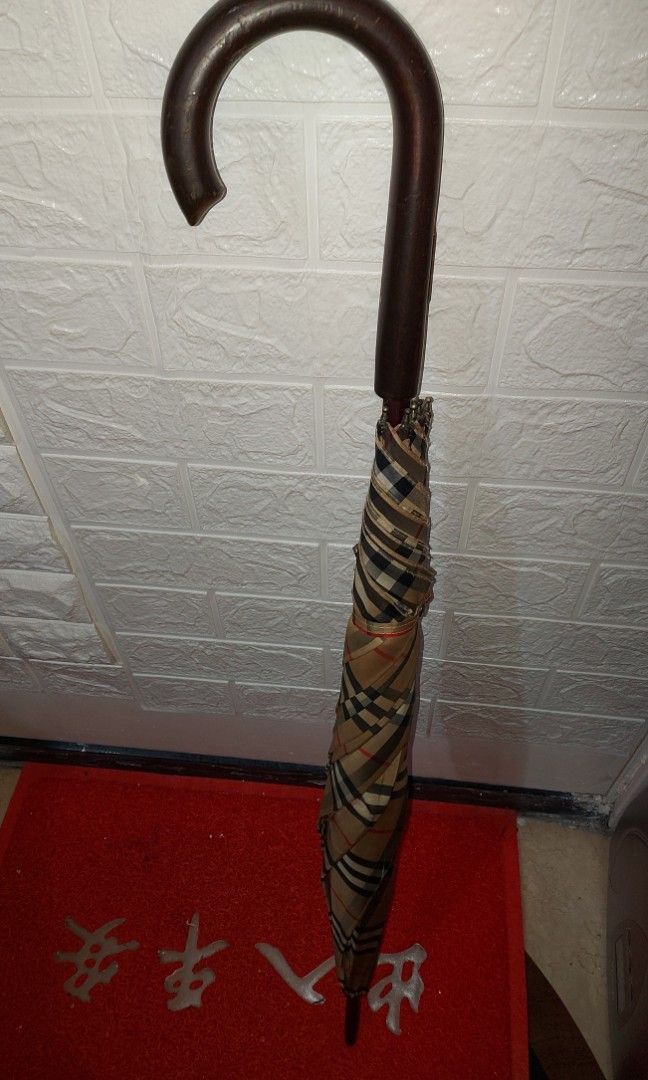 Vintage Burberry umbrella H34.5 wood handle