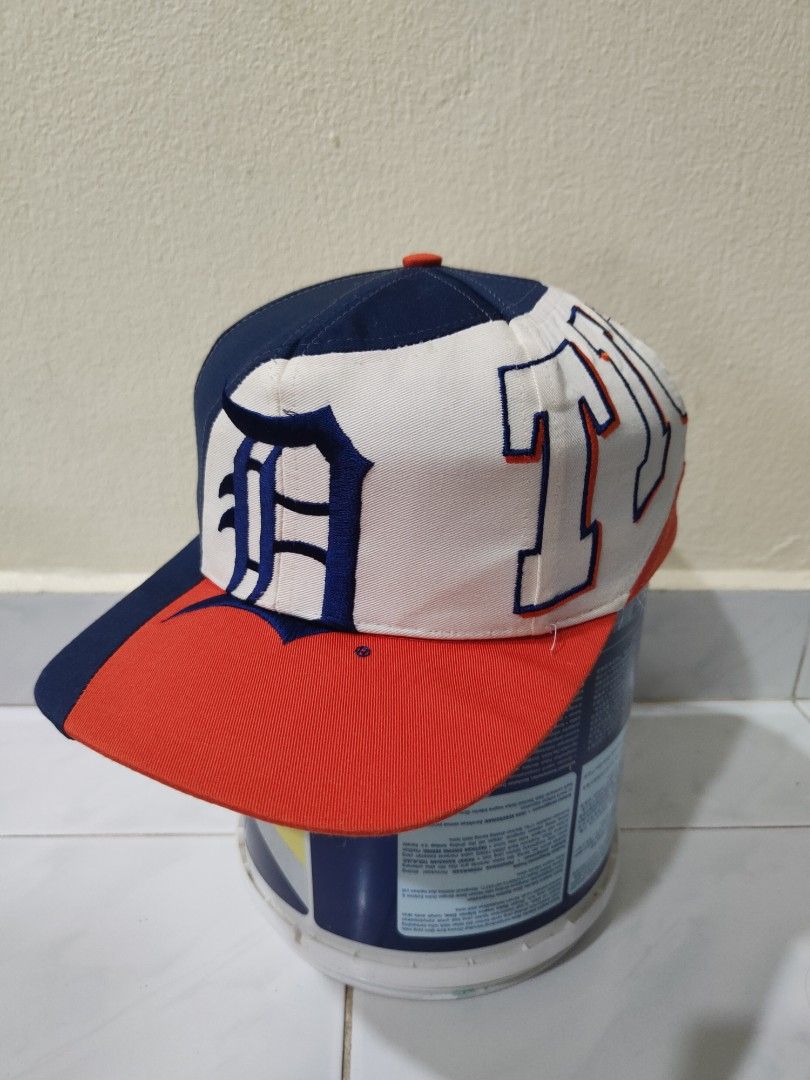 Vintage 90s Detroit Tigers Snapback by Drew Pearson 