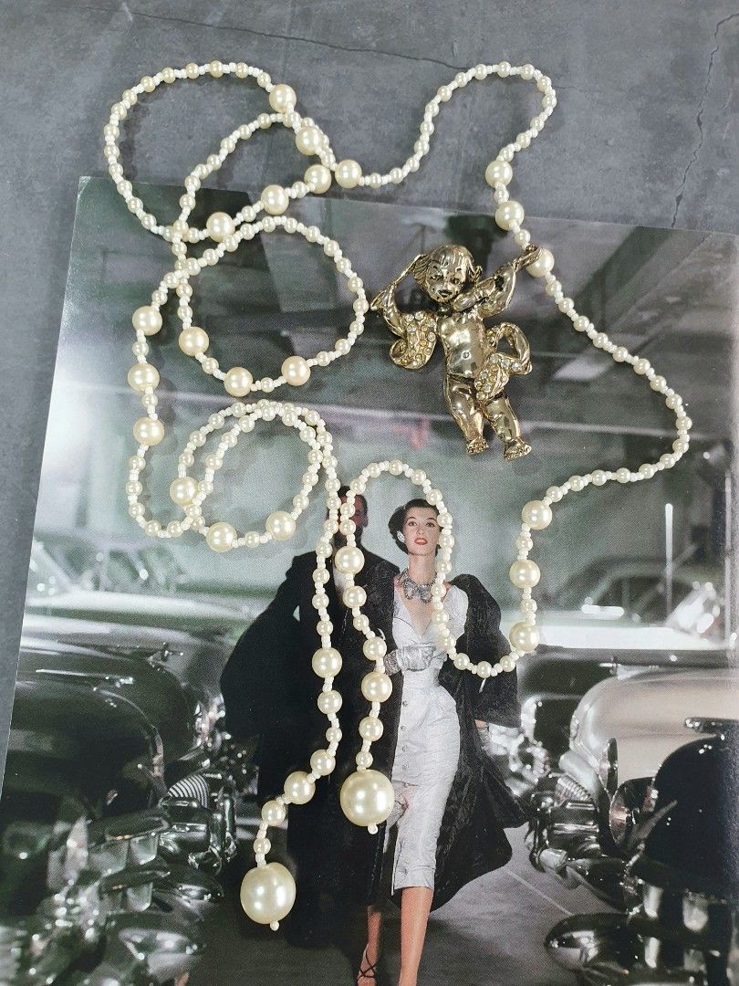 Vintage glass pearl necklace best sale