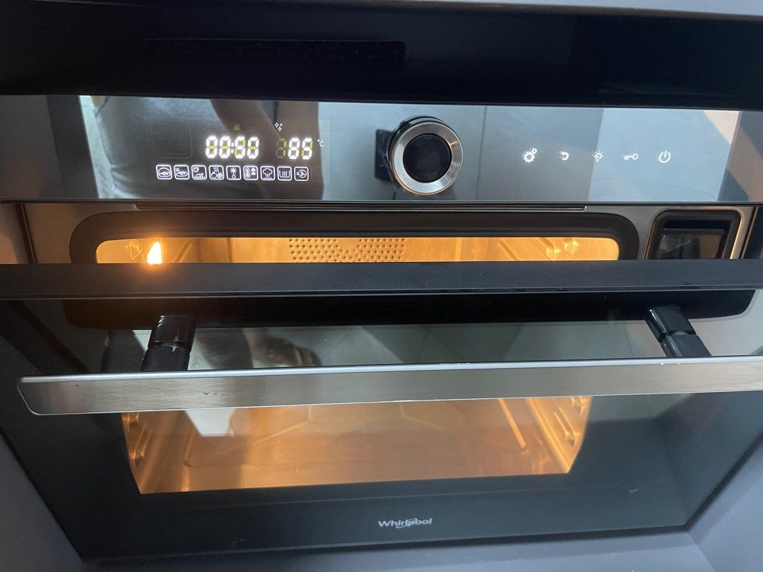 Whirlpool 4S Combi Steamer, 家庭電器, 廚房電器, 焗爐及多士爐 Carousell