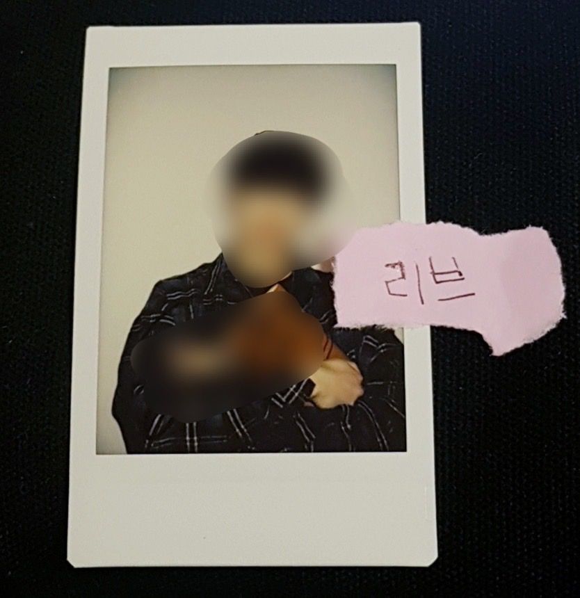 wts seunghwan boysplanet 1the9 signed polaroid and bc