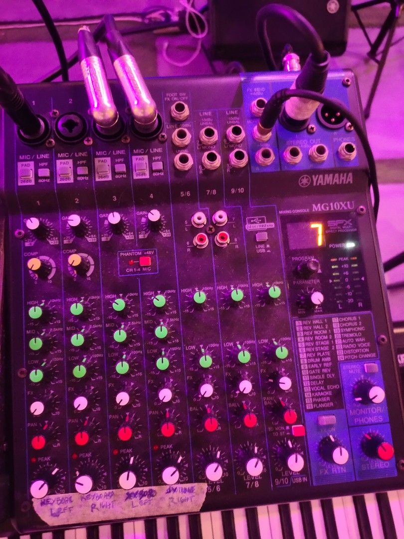 Yamaha mixer MG10XU, Hobbies & Toys, Music & Media, Music Accessories