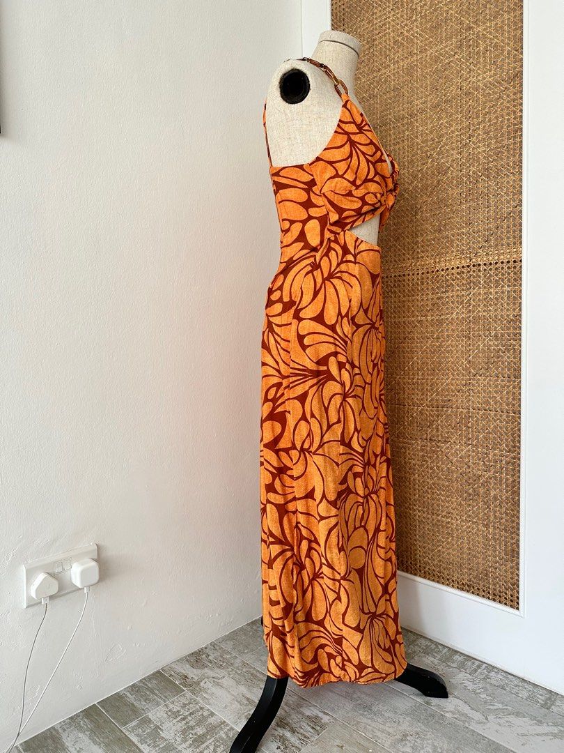 zara orange cut out dress Zara Orange Mini Dress with cut out detail , Size M