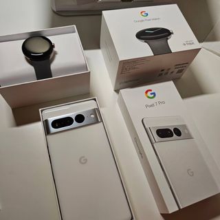 2手9成新 Google Pixel 7 Pro 雪花白 128G + Pixel Watch 銀殼灰錶帶 合售
