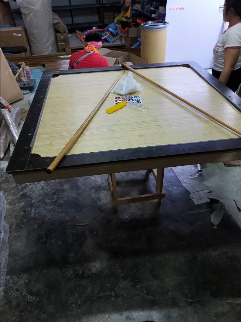 4x4 Feet Rotating Pool Table, Sports Equipment, Sports & Games