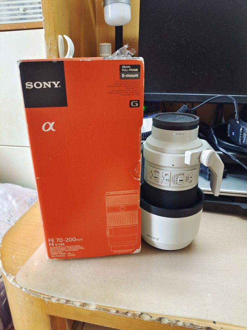 95新Sony G 70-200mm F4 Sony E-mount, 攝影器材, 鏡頭及裝備- Carousell