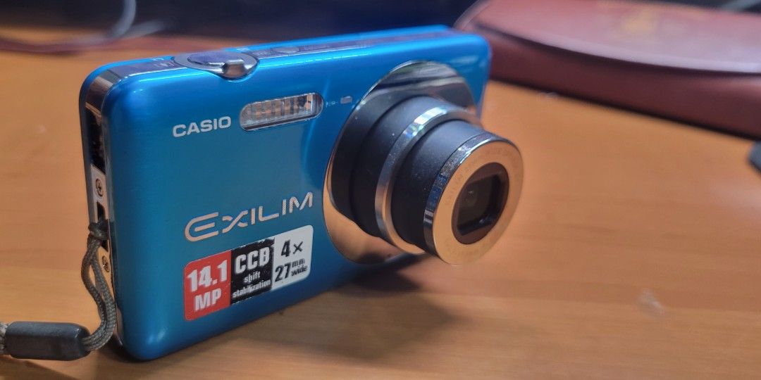 加一張sd卡）卡西歐Casio Exilim Zoom EX-Z800 早期CCD 數位相機, 相機