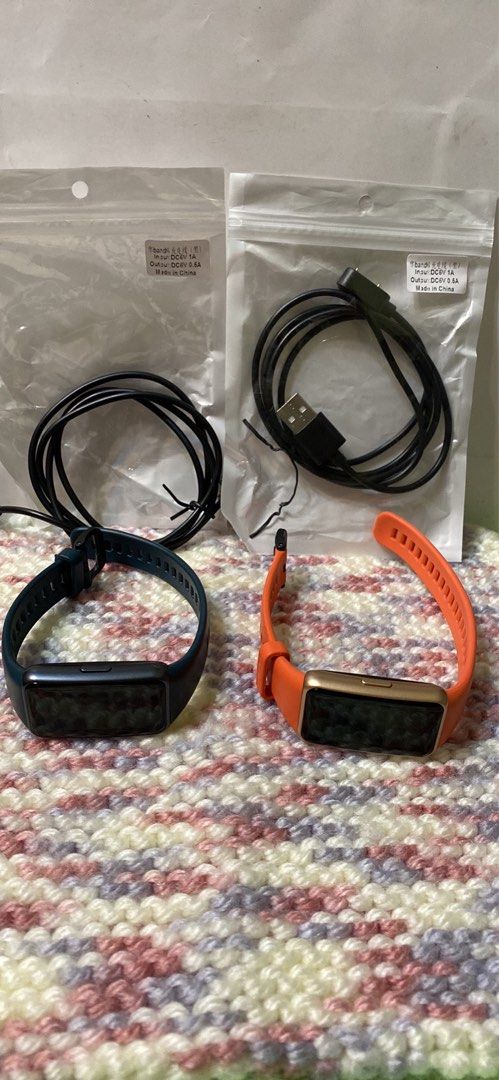 華為 HUAWEI Band 6 智慧手環 FRA-B19 華為手錶 6 快樂血氧 24H偵測 , 手機及配件, 智慧穿戴裝置及智慧手錶在旋轉拍賣