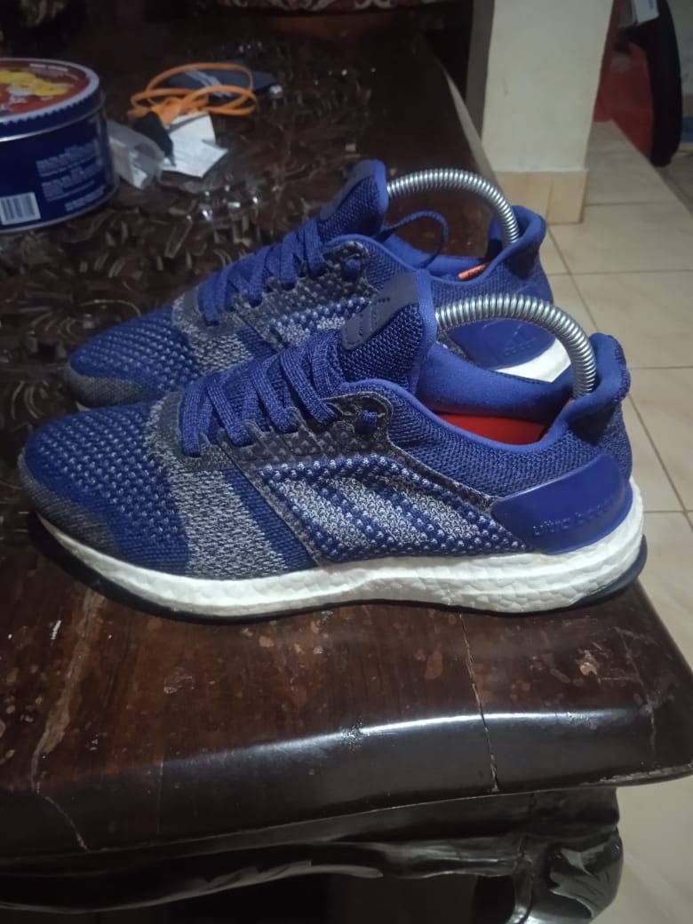 Adidas ultra shop boost chinos azules