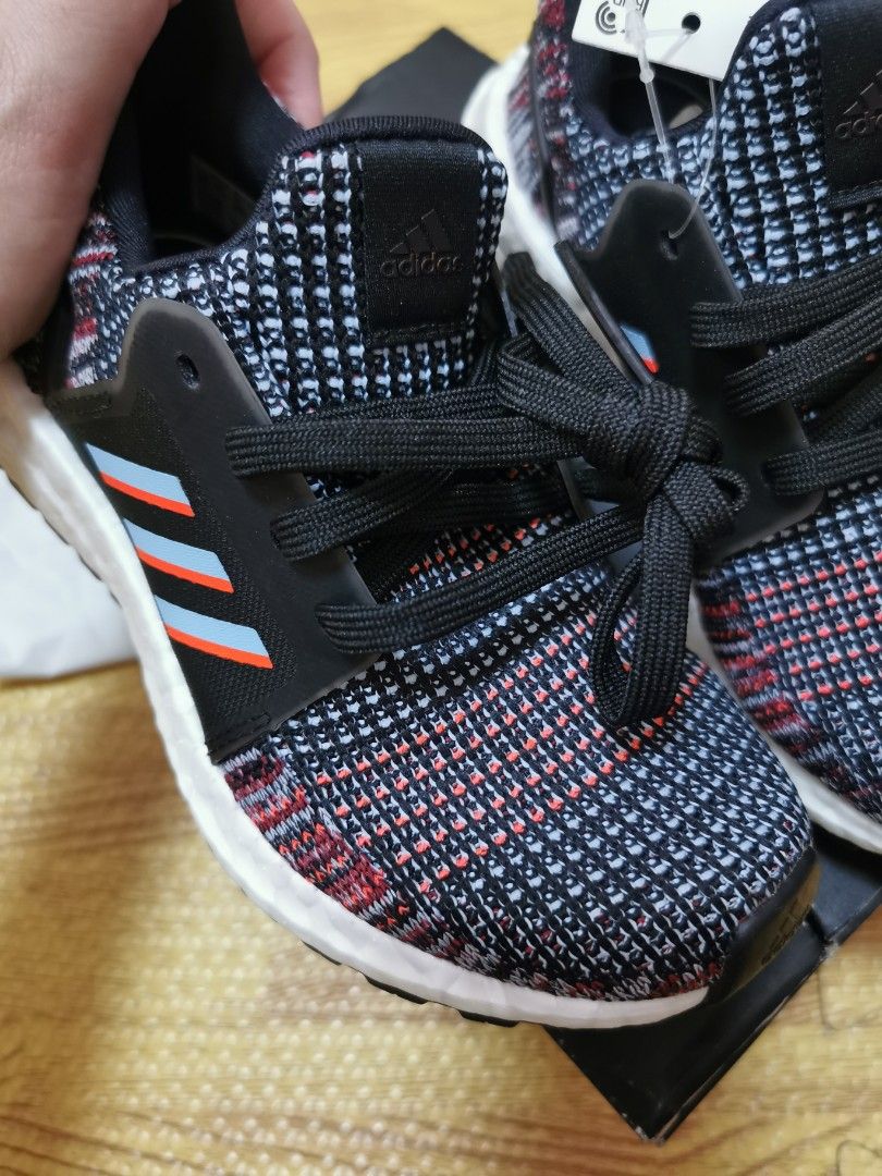 Ultra boost 19 boys 2025