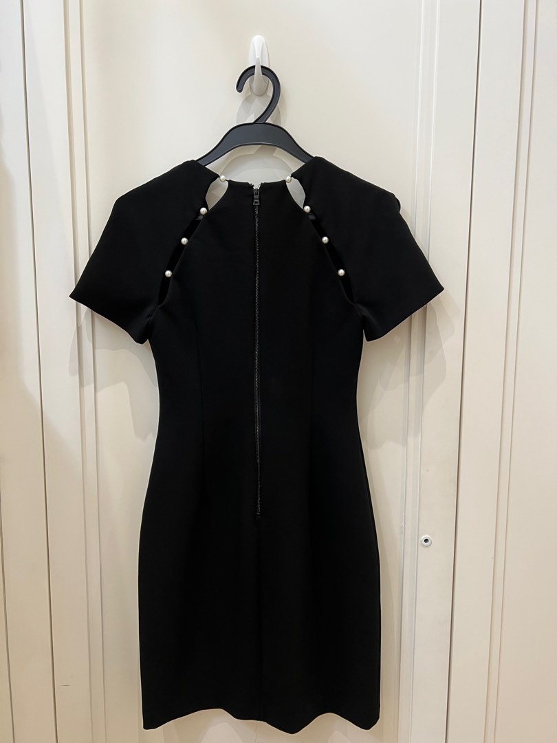Alice and olivia pearl dress discount