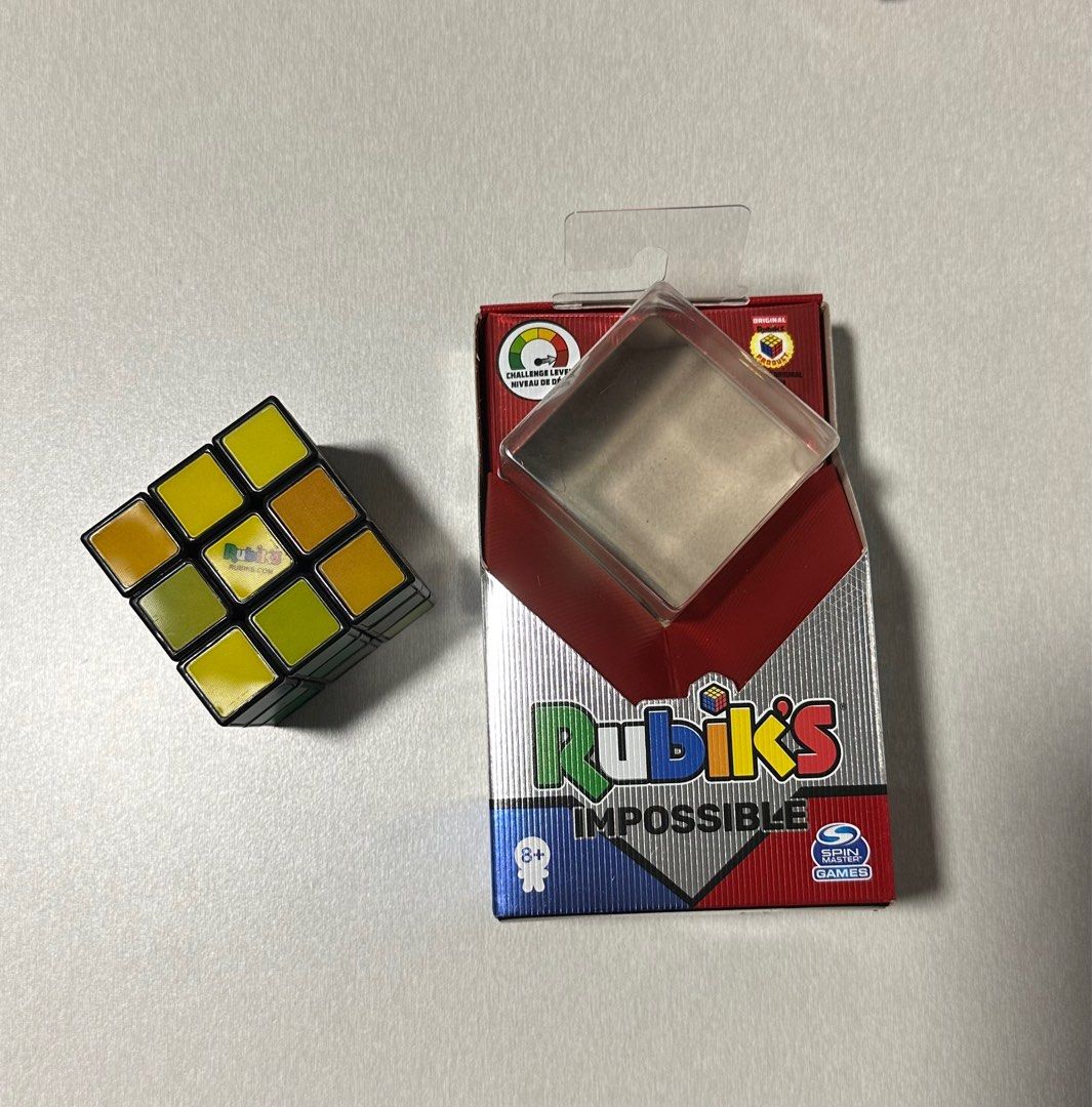 RUBIK'S IMPOSSIBLE CUBE 3x3x3