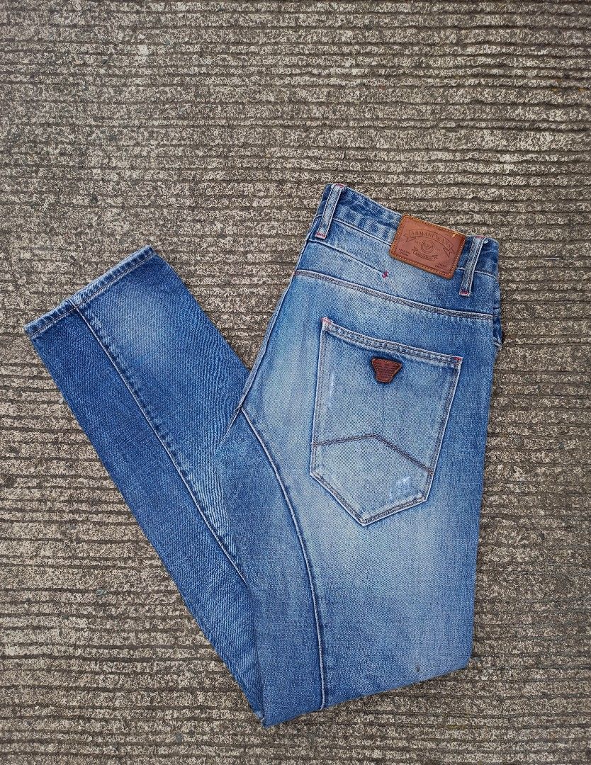 Jeans ke deals design