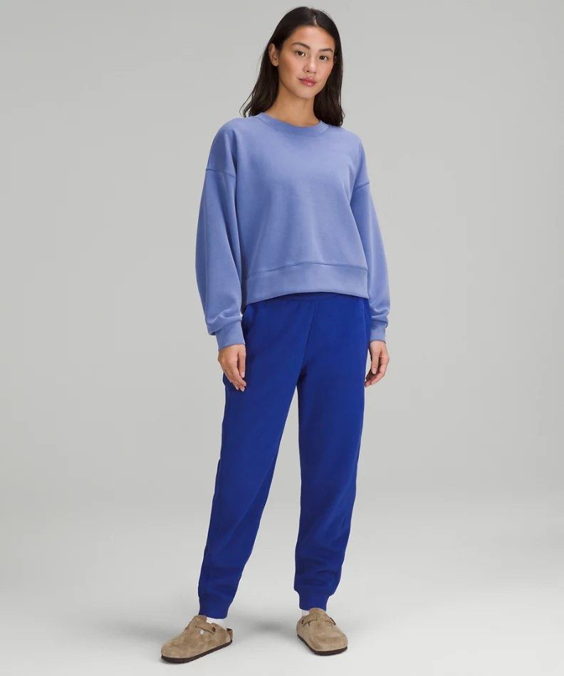 Authentic Lululemon Softstreme Perfectly Oversized Cropped Crew size 4 / S  in blue water drop color