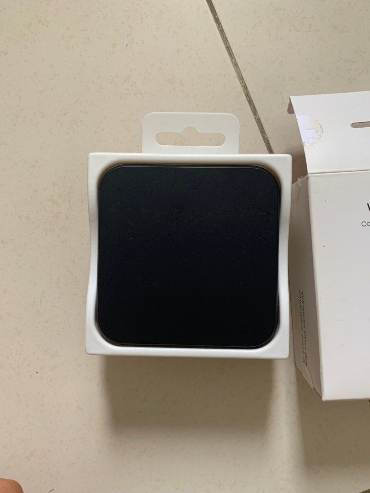 Authentic Samsung wireless charger406113325480028161
