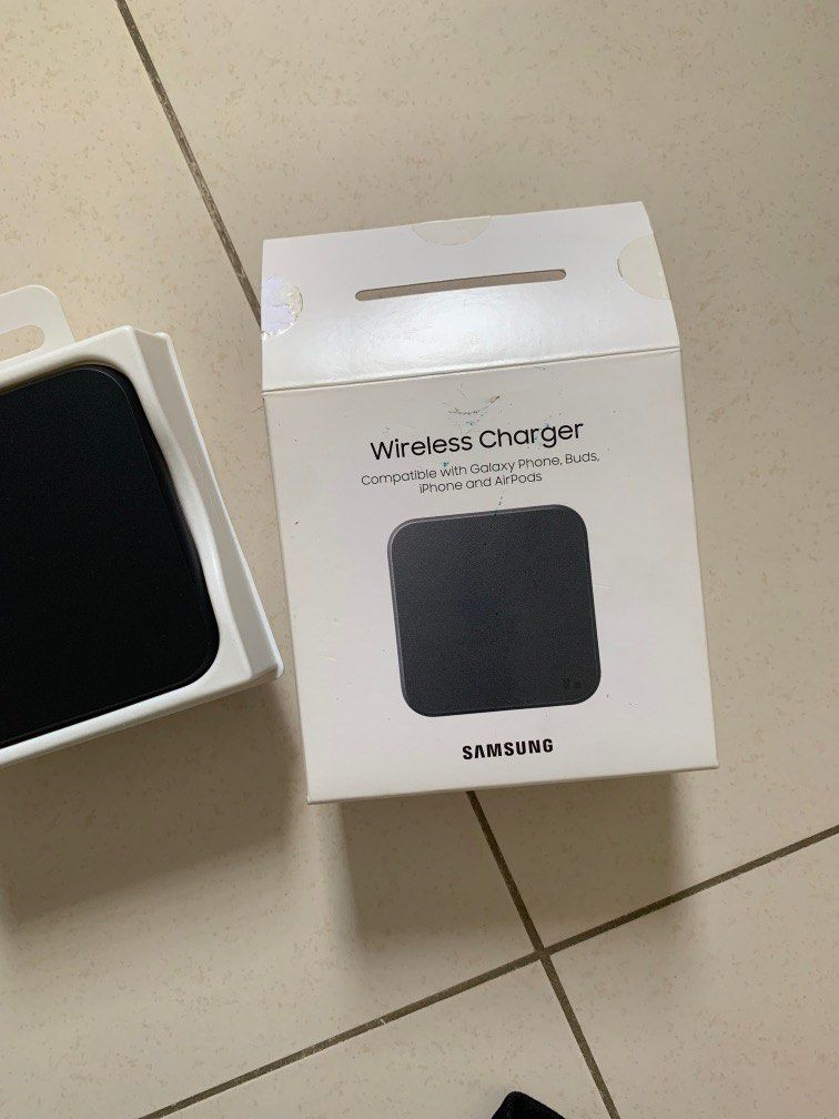 Authentic Samsung wireless charger406113325480028160
