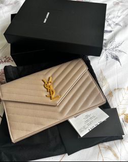 Ysl saint laurent wallet on chain authentic black gold hardware, Luxury,  Bags & Wallets on Carousell