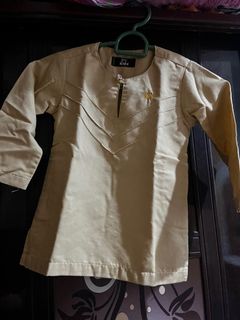 (Category: ) located in . Submitted by preloved_evinazirah (Listing ID 1239349947, Image 1). Description: .