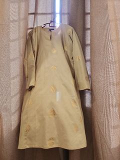 (Category: ) located in . Submitted by mywardrobeworld (Listing ID 1239418633, Image 1). Description: .