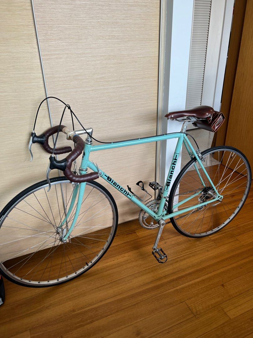 Bianchi shop retro bike