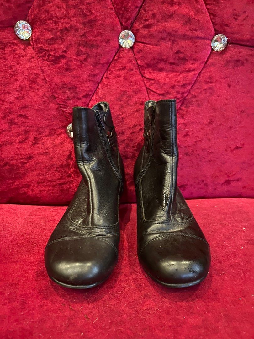 Black boots with 1 inch pointed heels Women s Fashion Footwear