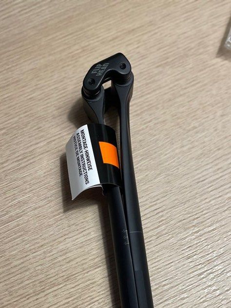 Brand New] Canyon S14 VCLS 2.0 CF Seatpost, Sports Equipment