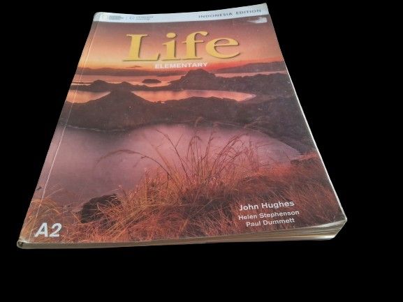 Buku Bahasa Inggris SMP National Geographic (Nat Geo) Life Elementary ...