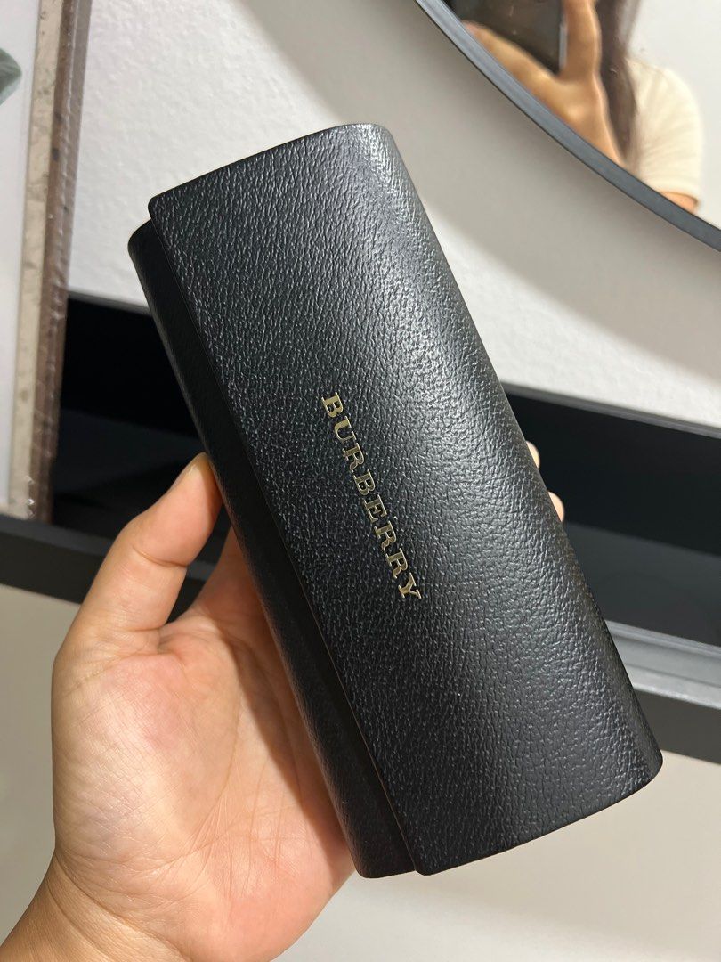 Burberry sunglasses sale case black