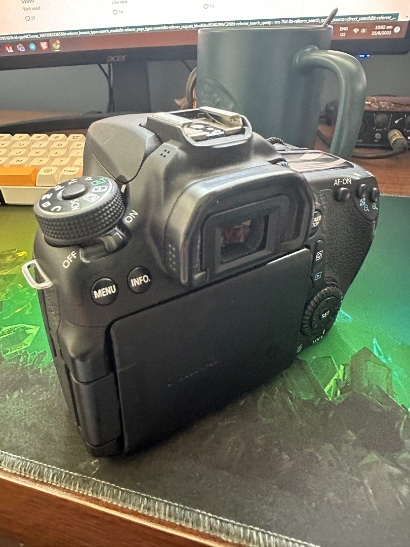 Canon 70D Body Lens (Not Turning On), Photography, Cameras on Carousell