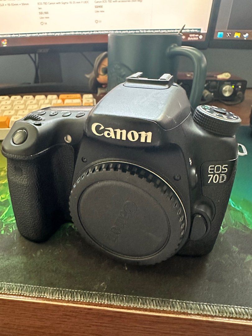 Canon 70D Body Lens (Not Turning On), Photography, Cameras on Carousell