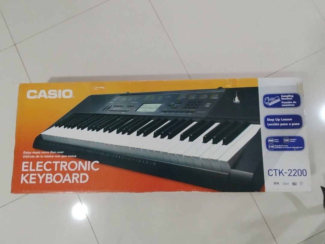 LK165 Lighted Electric Keyboard With Stand And Mic
