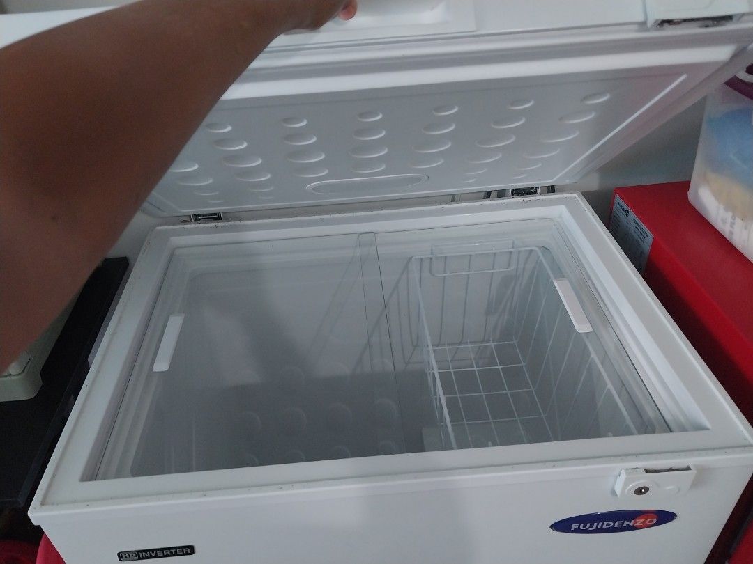 Chest Type Freezer Inverter, TV & Home Appliances, Other Home