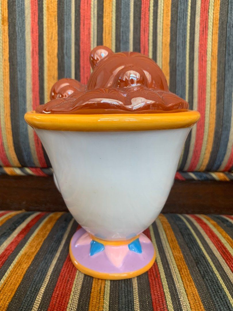 Chip sculpted ceramic mug (Category: Coffee & Tea Tableware) located in Muntinlupa City. Submitted by isa.declutters (Listing ID 1239395973, Image 3). Description: .