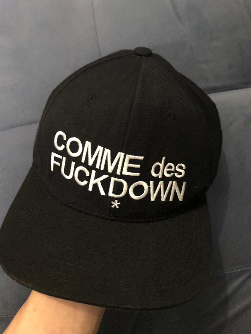 COMME des FUCKDOWN hat, Fesyen Pria, Aksesoris, Topi di Carousell