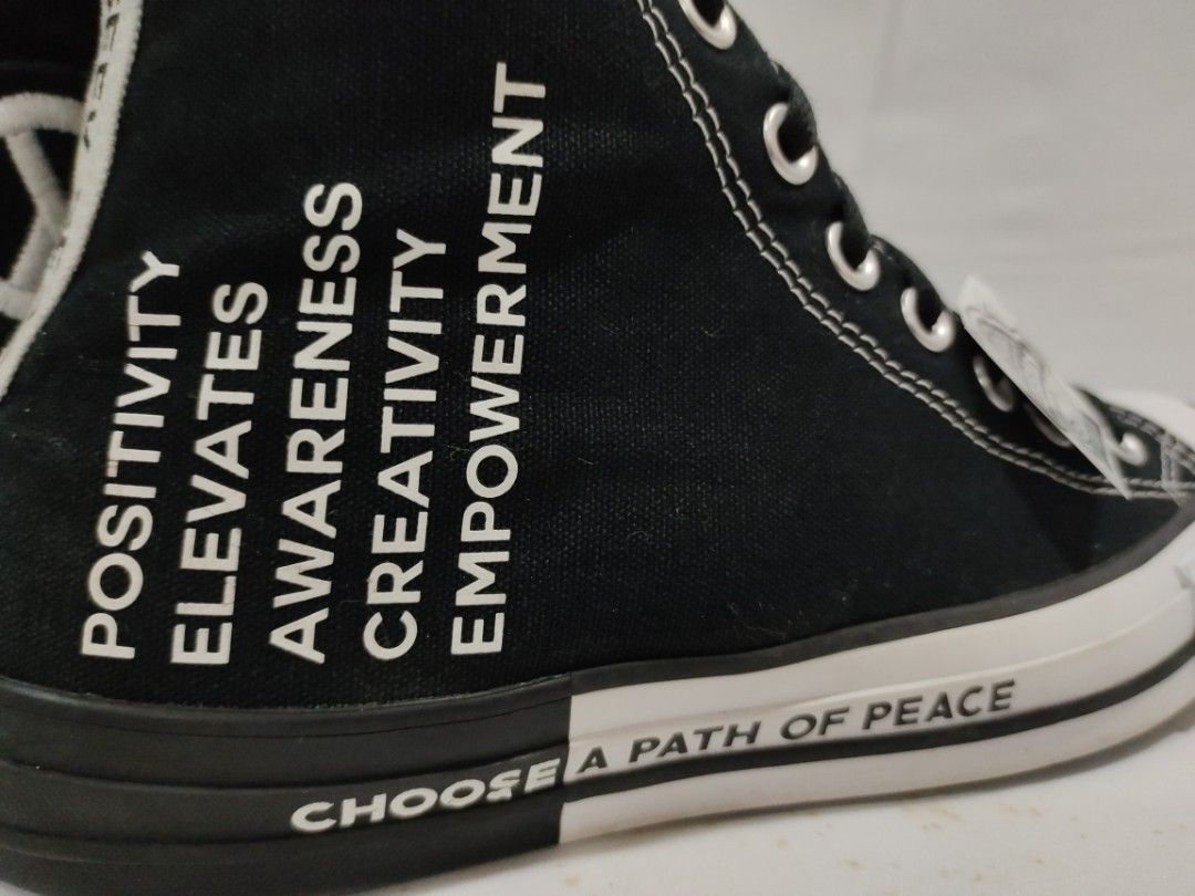 Chuck taylor top seek peace